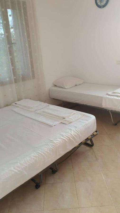 Mullaj Guest House Vlorë Extérieur photo