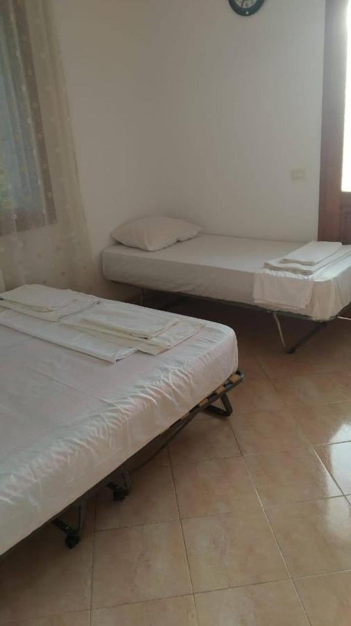 Mullaj Guest House Vlorë Extérieur photo