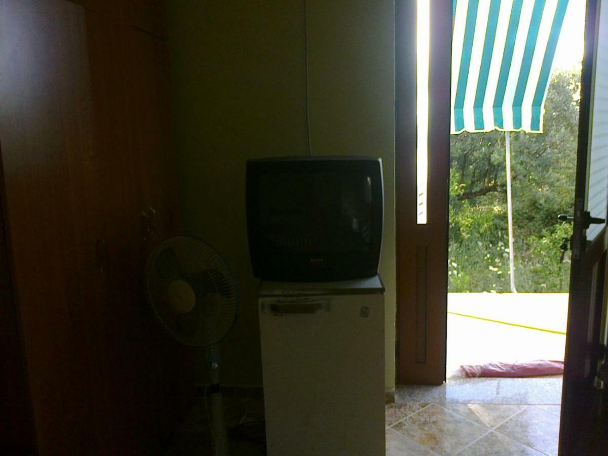 Mullaj Guest House Vlorë Extérieur photo